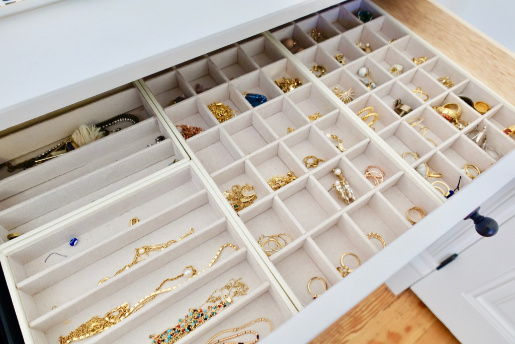 Ways to Maintain your Jewelry Box