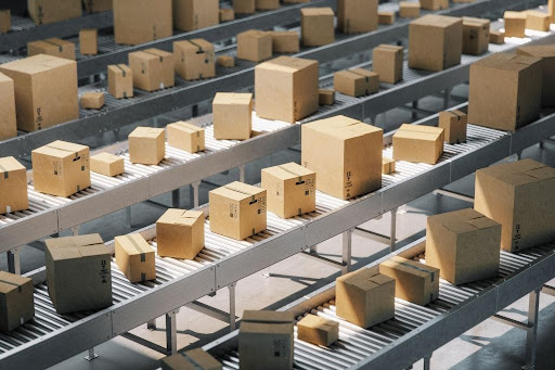cardboard boxes: Common boxes with significance spanning across multiple industries